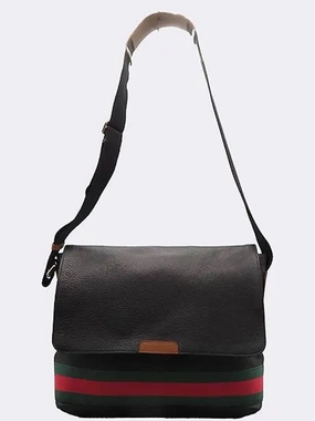 281421 Crossbody Bag