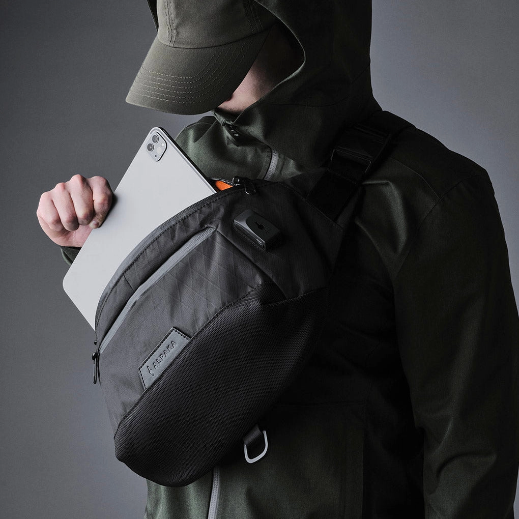 Alpaka Bravo X Sling - Limited Edition (VX42 Black)