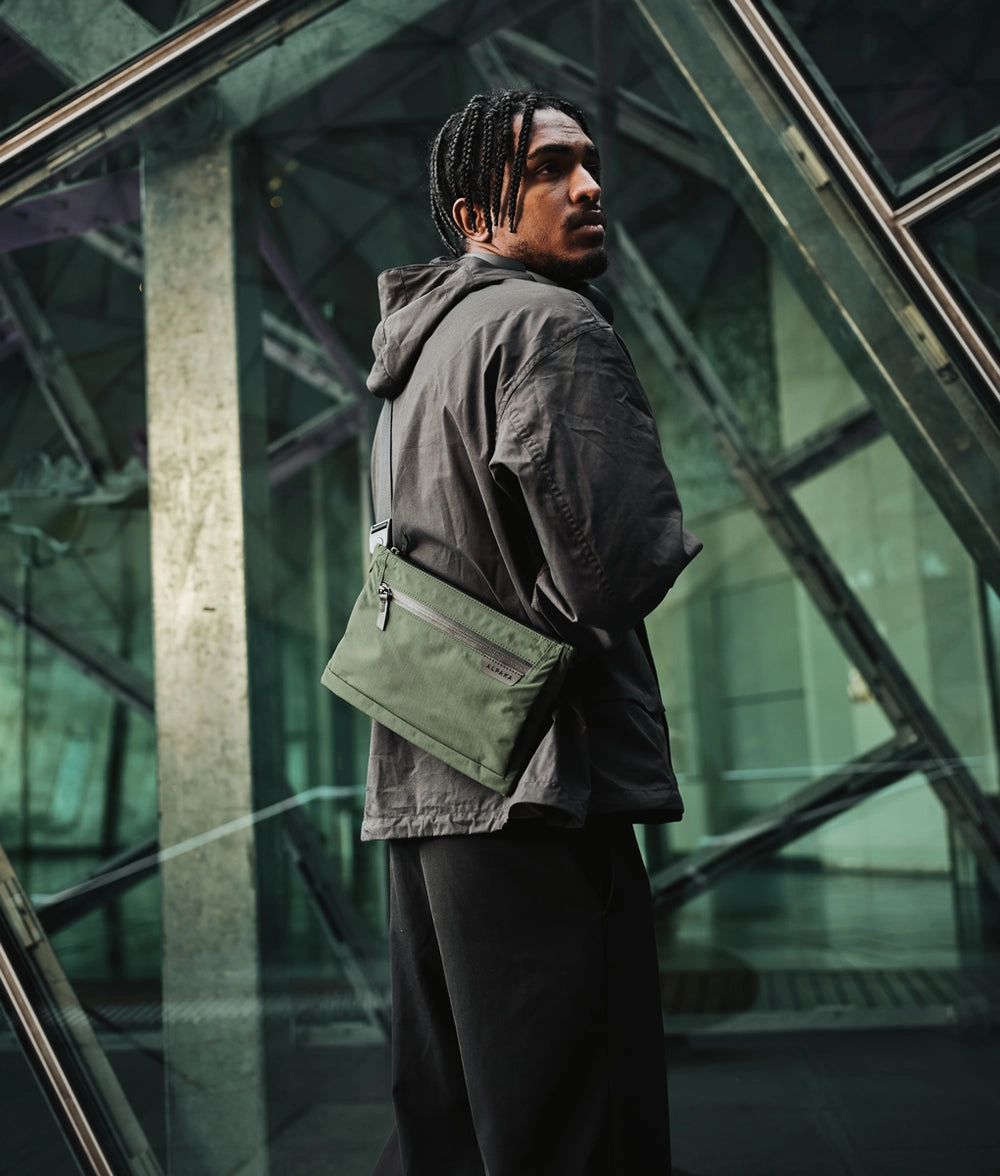 Alpaka Zip Pouch Max V2 2L