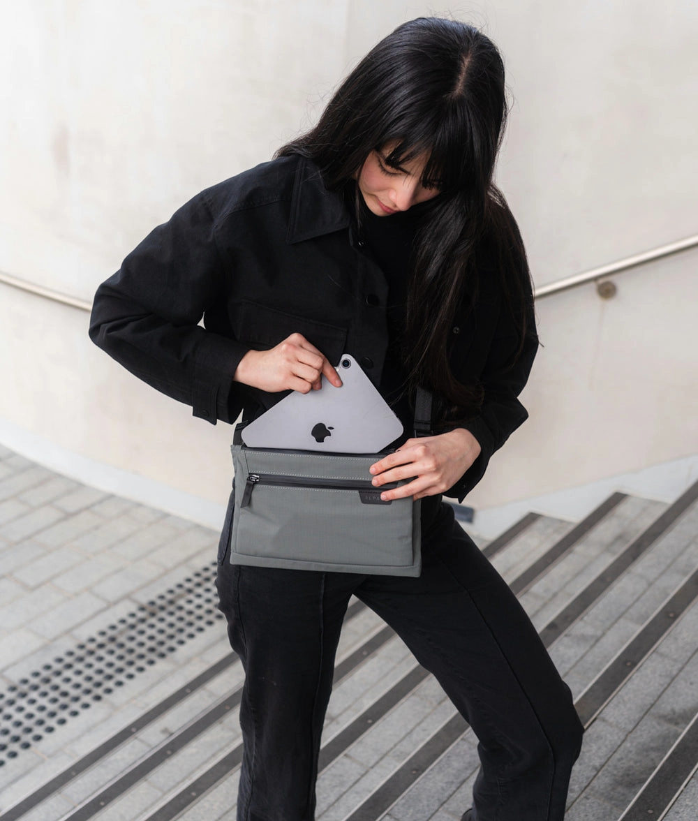 Alpaka Zip Pouch Max V2 2L