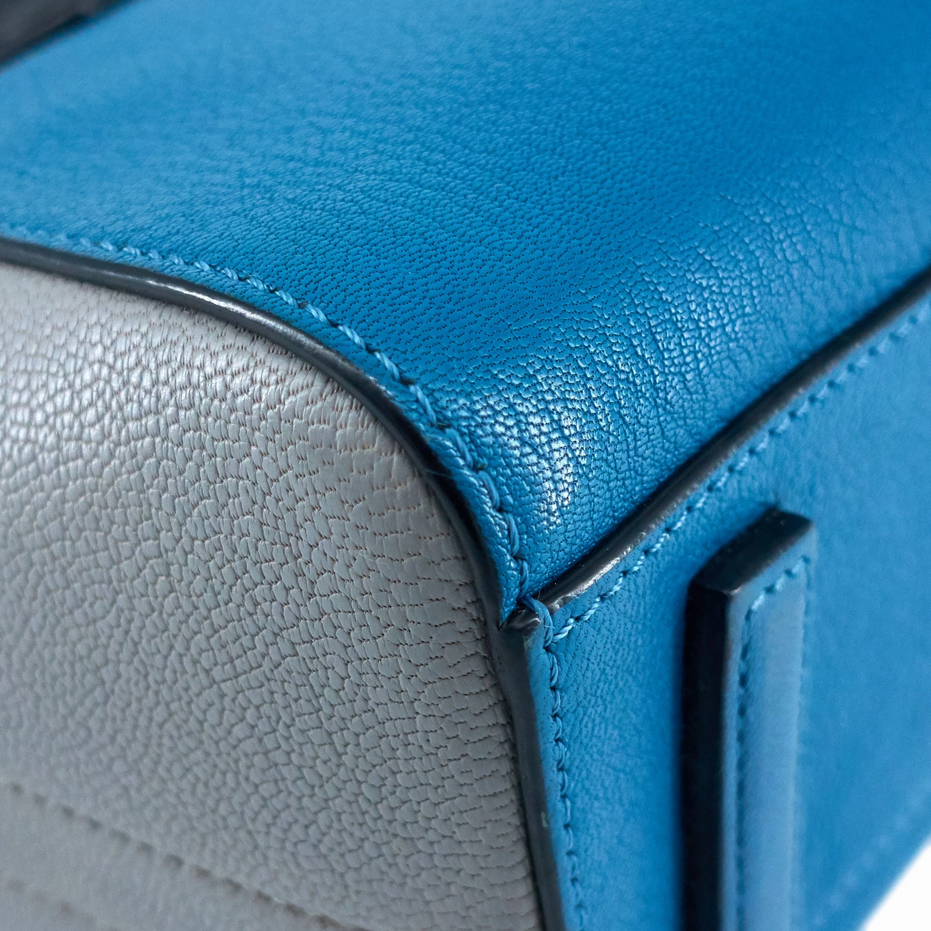Antigona Medium Tricolour Calfskin Leather Bag