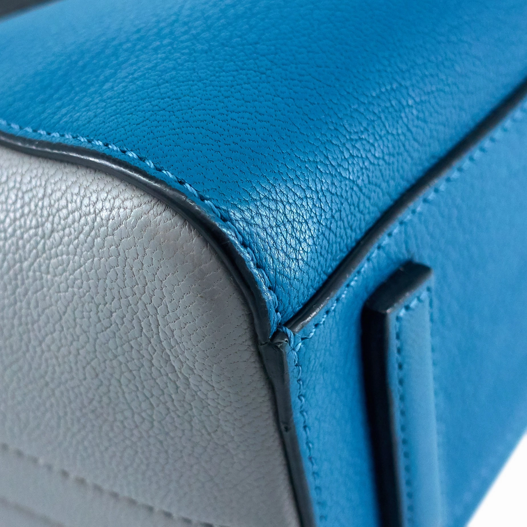 Antigona Medium Tricolour Calfskin Leather Bag