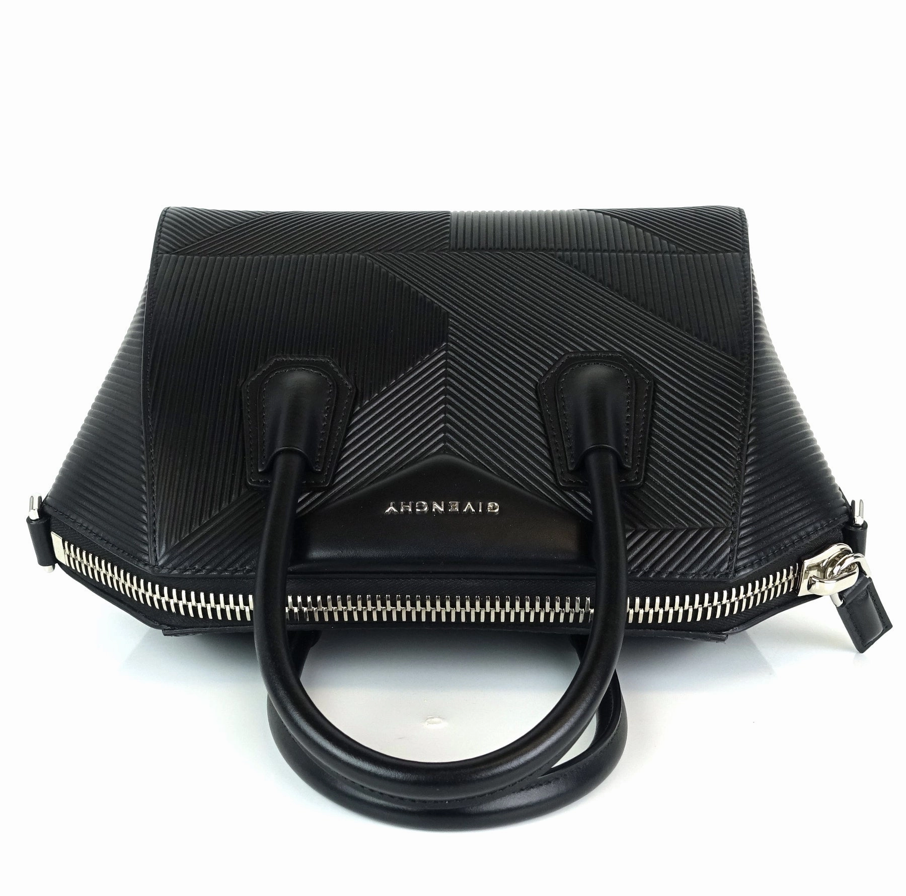 Antigona Patterned Calf Leather Small Bag