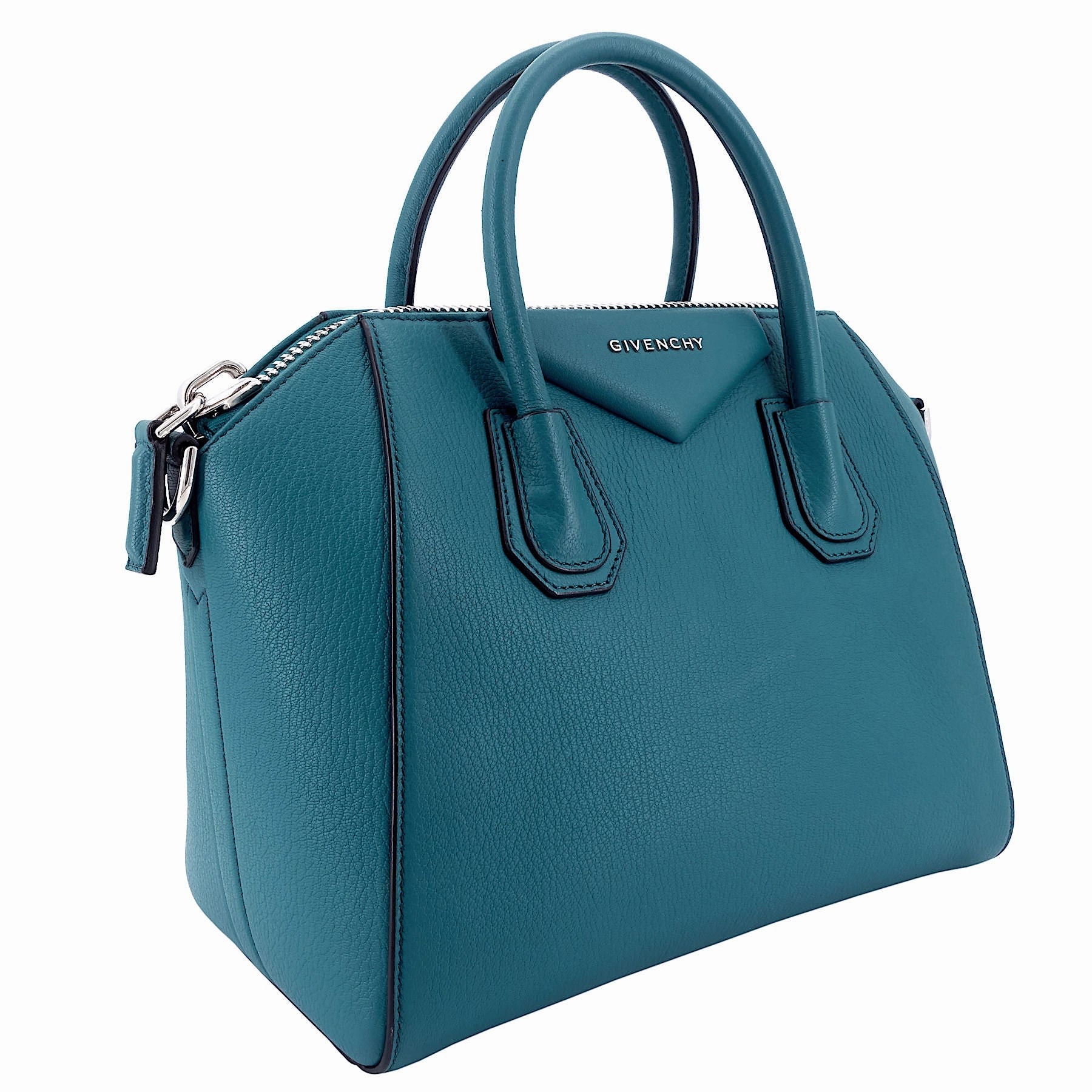 Antigona Small Pebbled Leather Bag