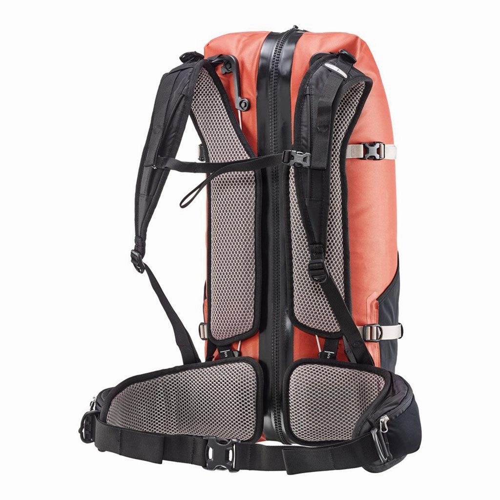 Atrack 35L
