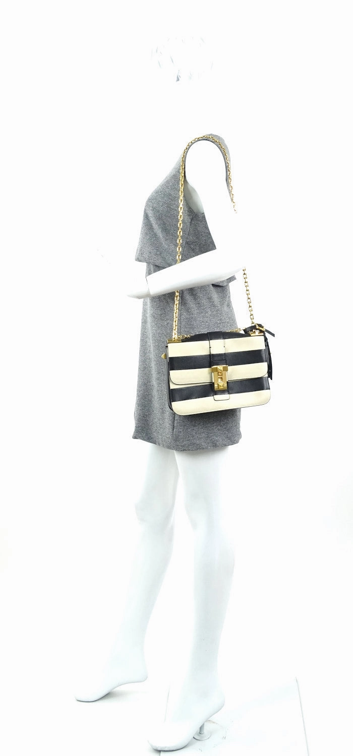 B-Rockstud Medium Calf Leather Shoulder Bag