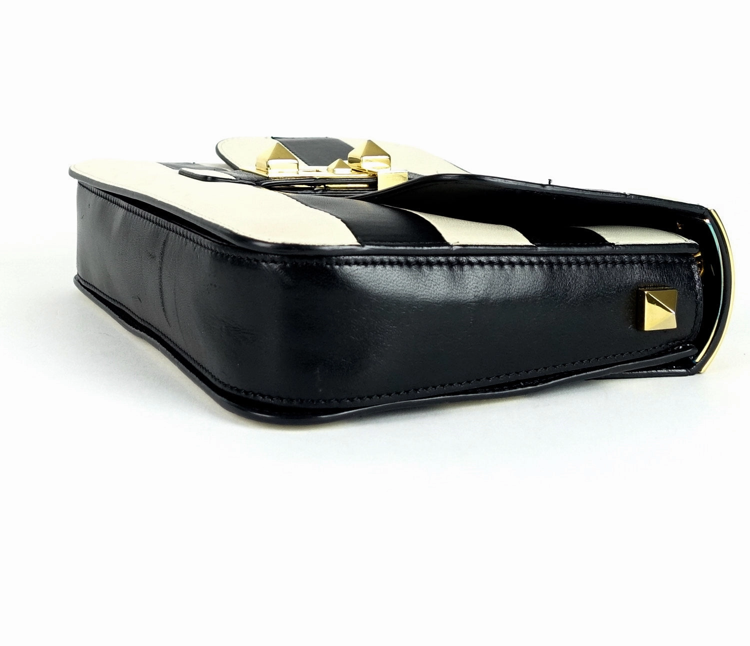 B-Rockstud Medium Calf Leather Shoulder Bag