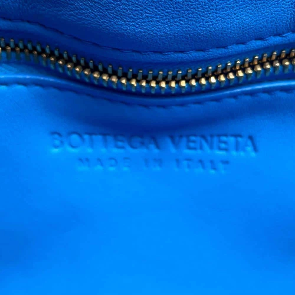 Bottega Veneta Cassette ChainShoulder Bag Light Blue631421 Lambskin