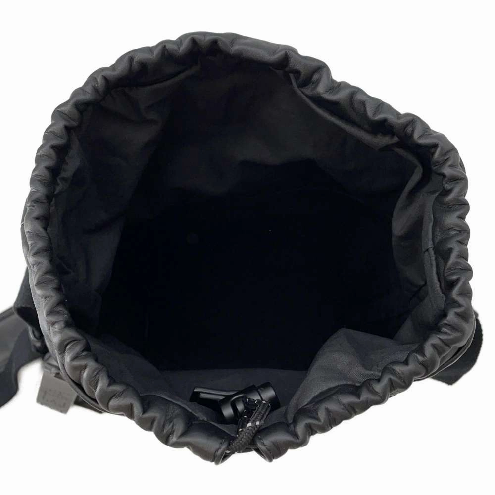 Bottega Veneta Drawstring Bucket Shoulder Black Leather