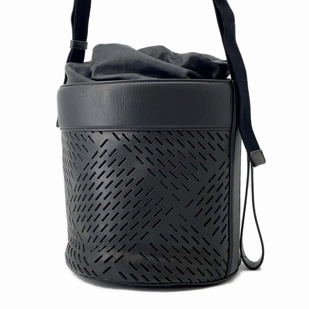 Bottega Veneta Drawstring Bucket Shoulder Black Leather