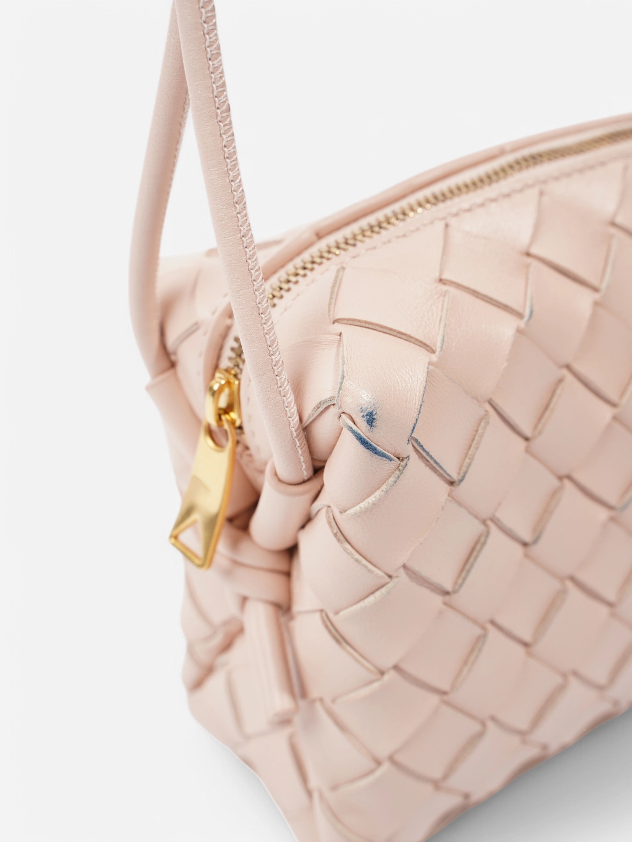 Bottega Veneta Loop Shoulder Bag Light Pink Intrecciato Leather Mini