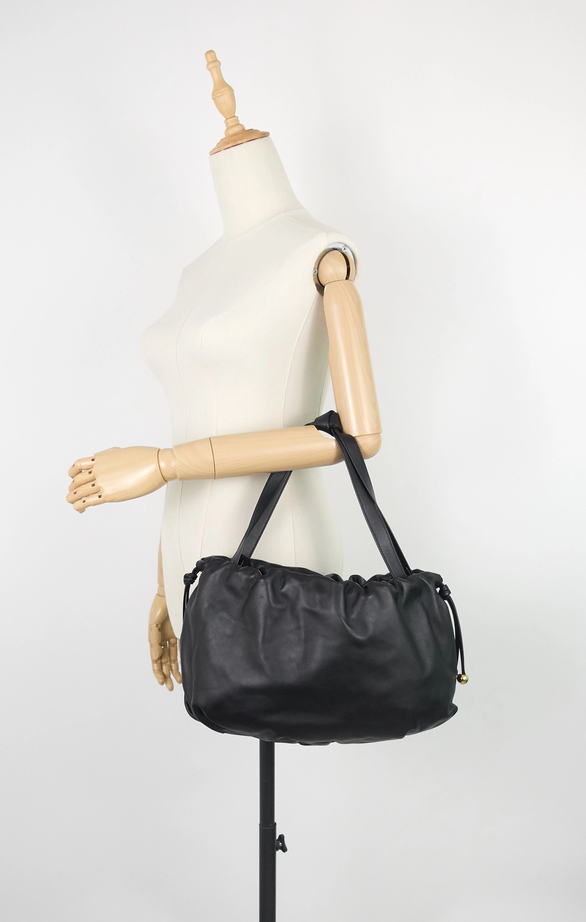 Bulb Medium Leather Bag