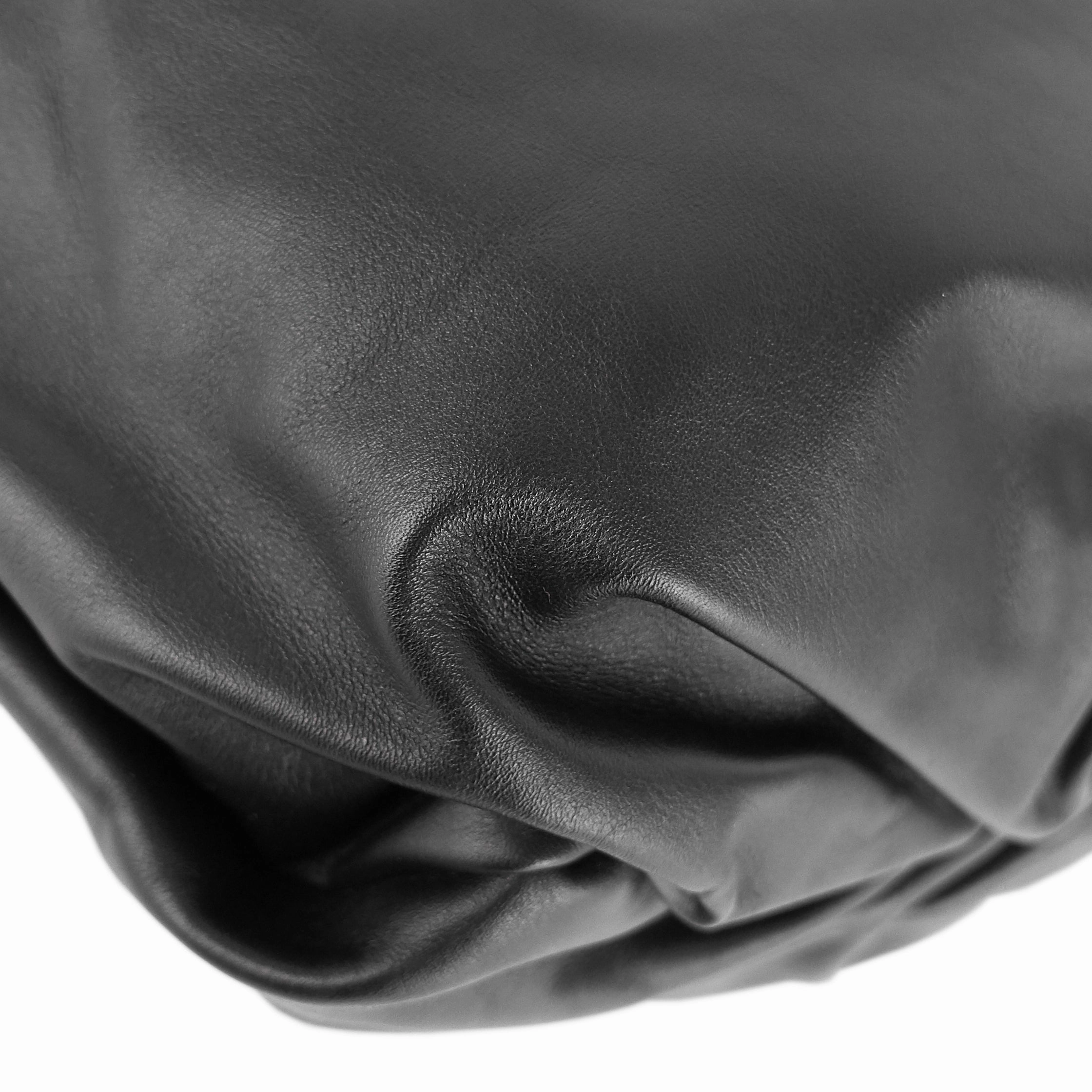 Bulb Medium Leather Bag