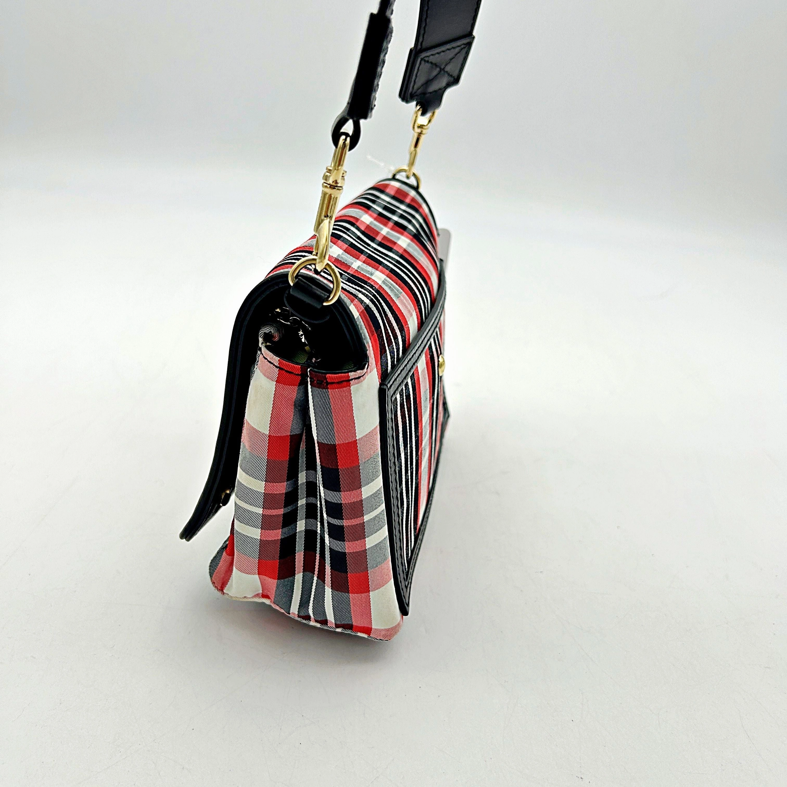 BURBERRY Nylon Hackberry Crossbody Bag Red Black White bb8835cc