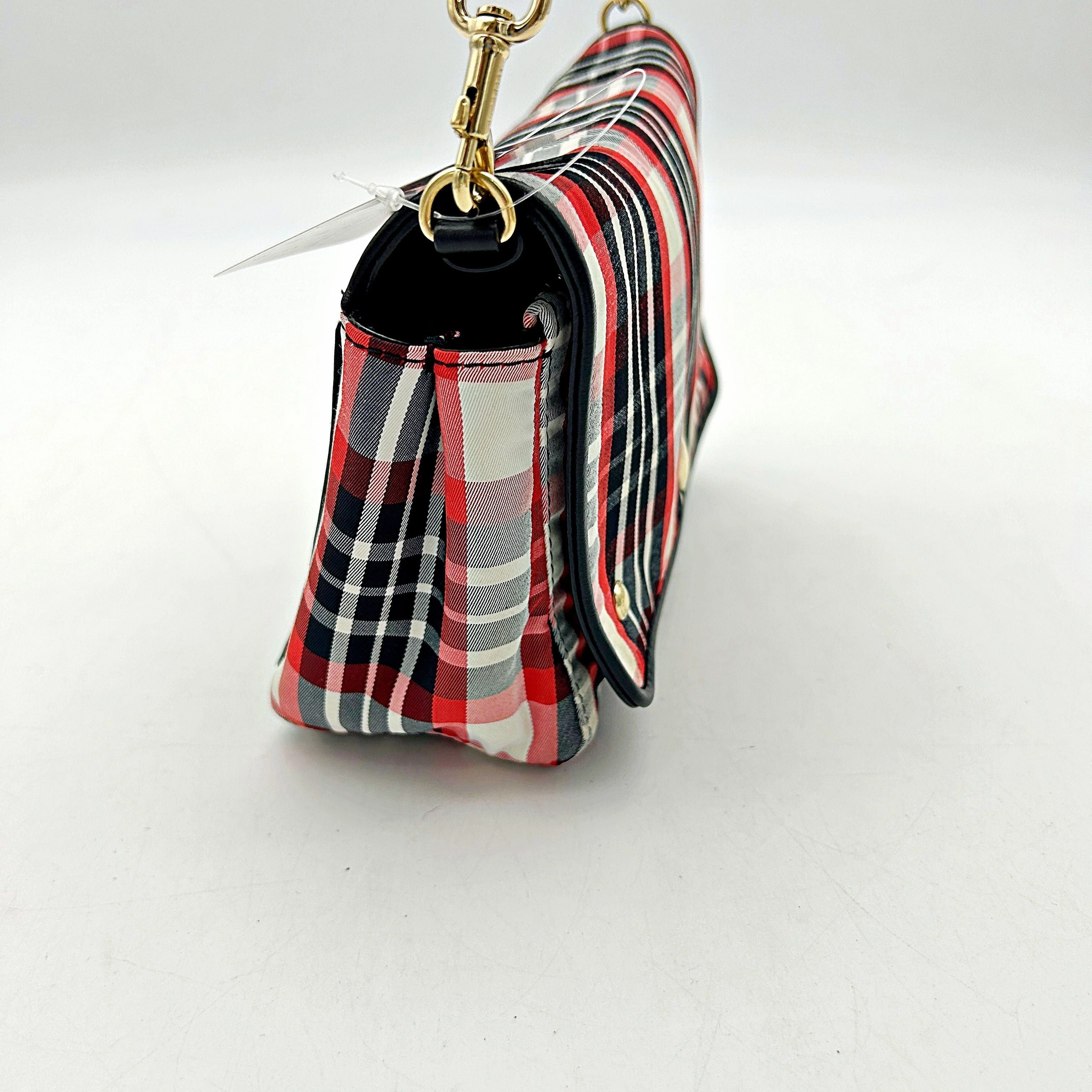 BURBERRY Nylon Hackberry Crossbody Bag Red Black White bb8835cc