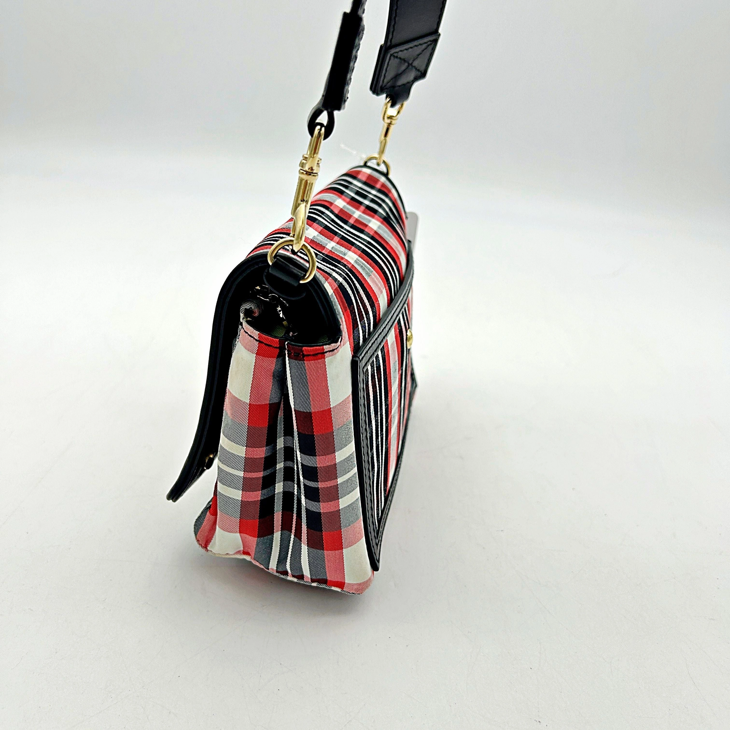 BURBERRY Nylon Hackberry Crossbody Bag Red Black White bb8835cc
