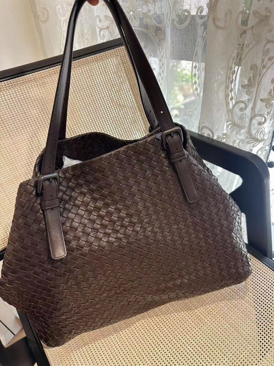 BV Bottega Veneta Intrecciato Brown Leather Shoulder Bag