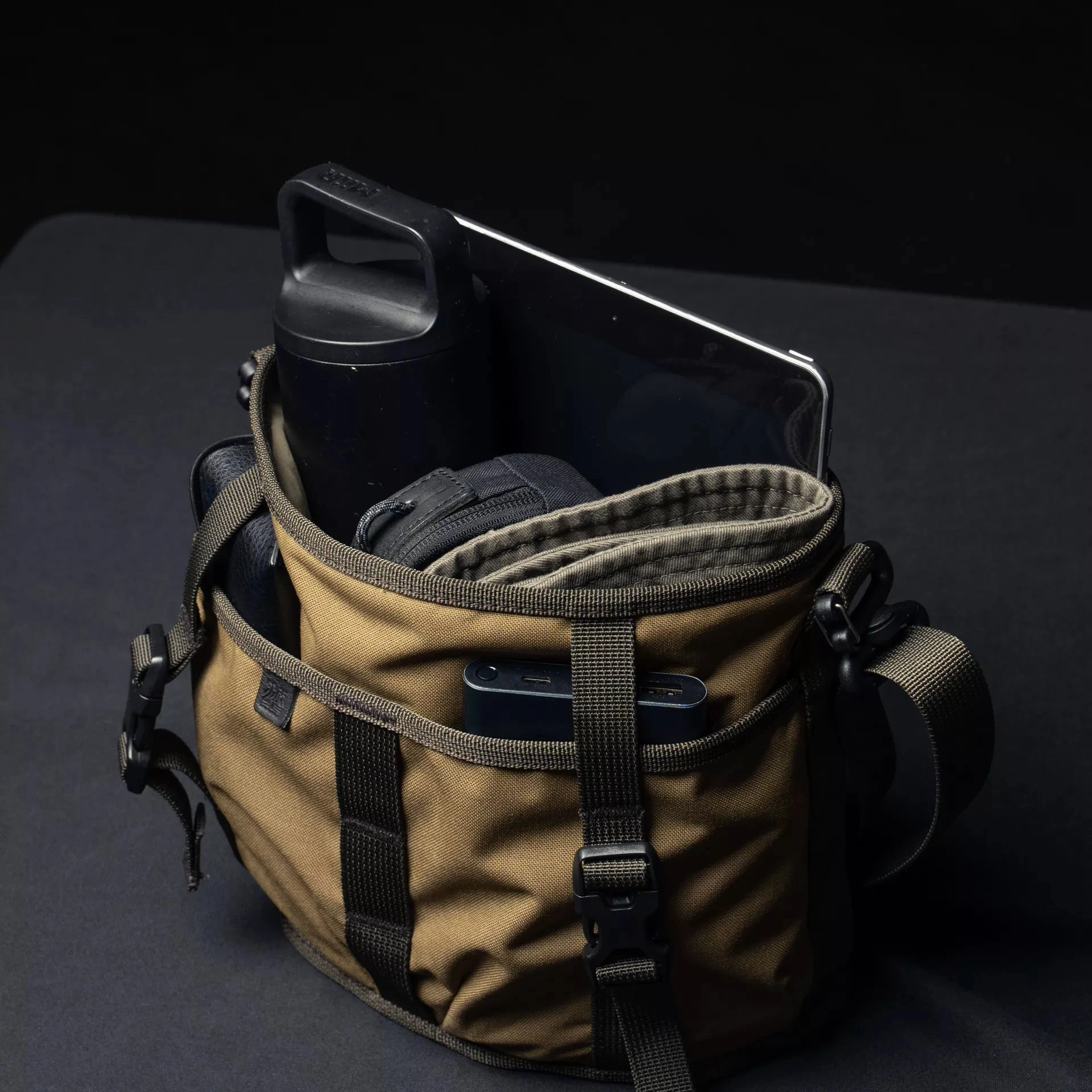 Canteener EDC Utility Sling Bag 2L/3.5L