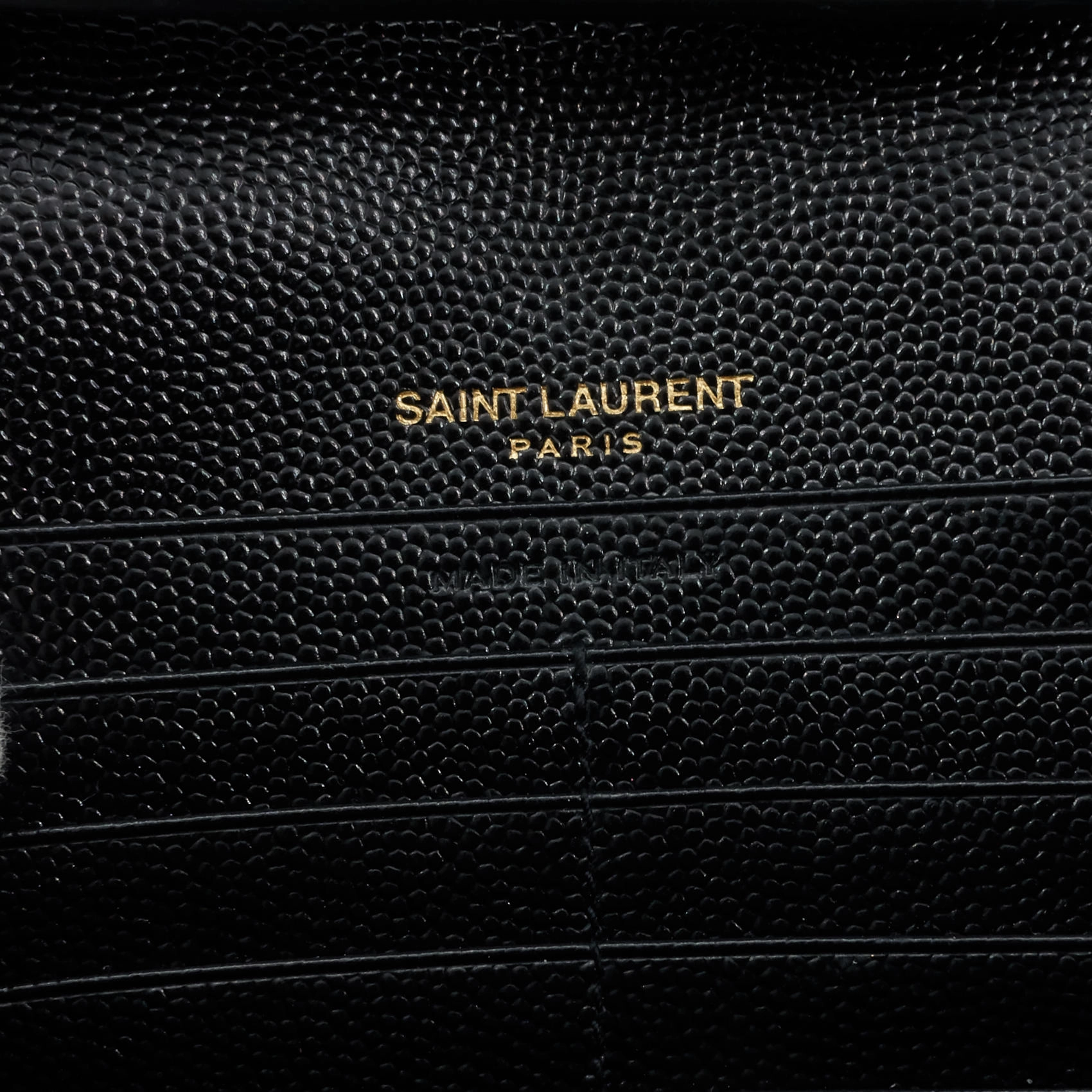 Cassandre Grain De Poudre Envelope Chain Wallet
