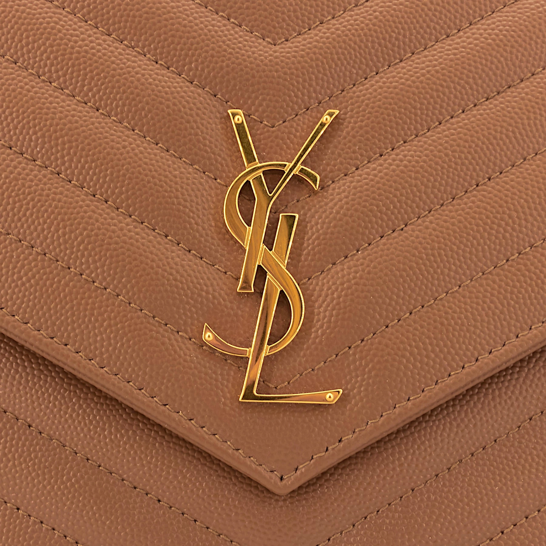 Cassandre Matelass Grain de Poudre Leather Flap Pouch