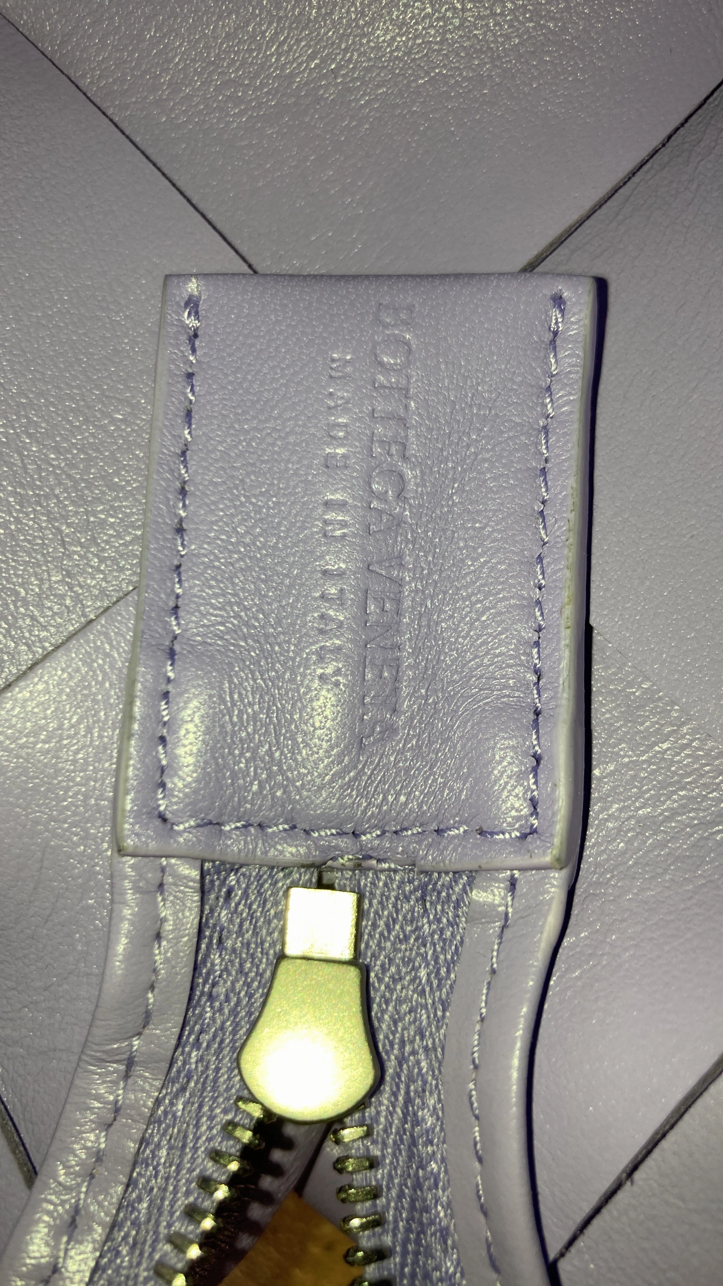 Cassette Camera Crossbody Bag Maxi Intrecciato Leather Small