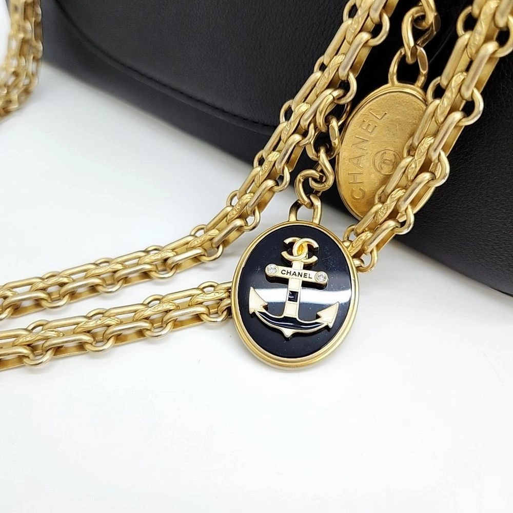 Chanel 2.55 Chain Shoulder Bag (8441477)