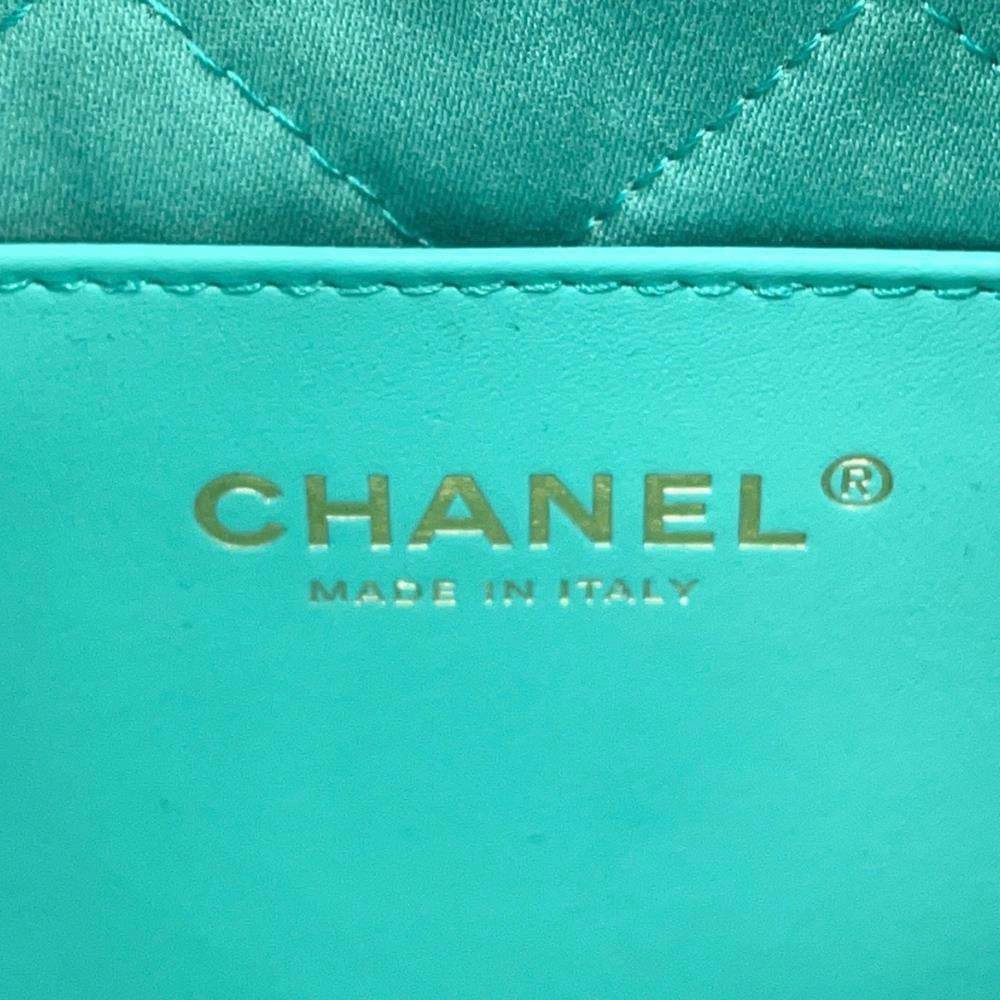 CHANEL CHANEL22 Shoulder Bag Turquise BlueAS3980 Shiny Calf Leather Size Mini