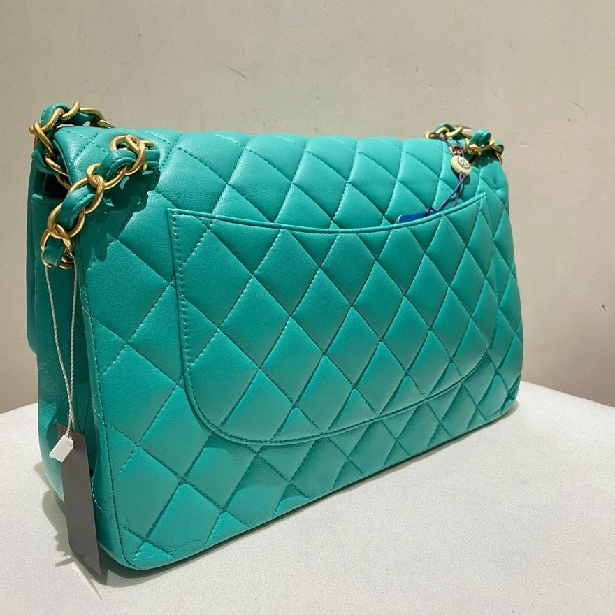Chanel Classic Flap CF Jumbo Lambskin Double Flap Green Shoulder Bag