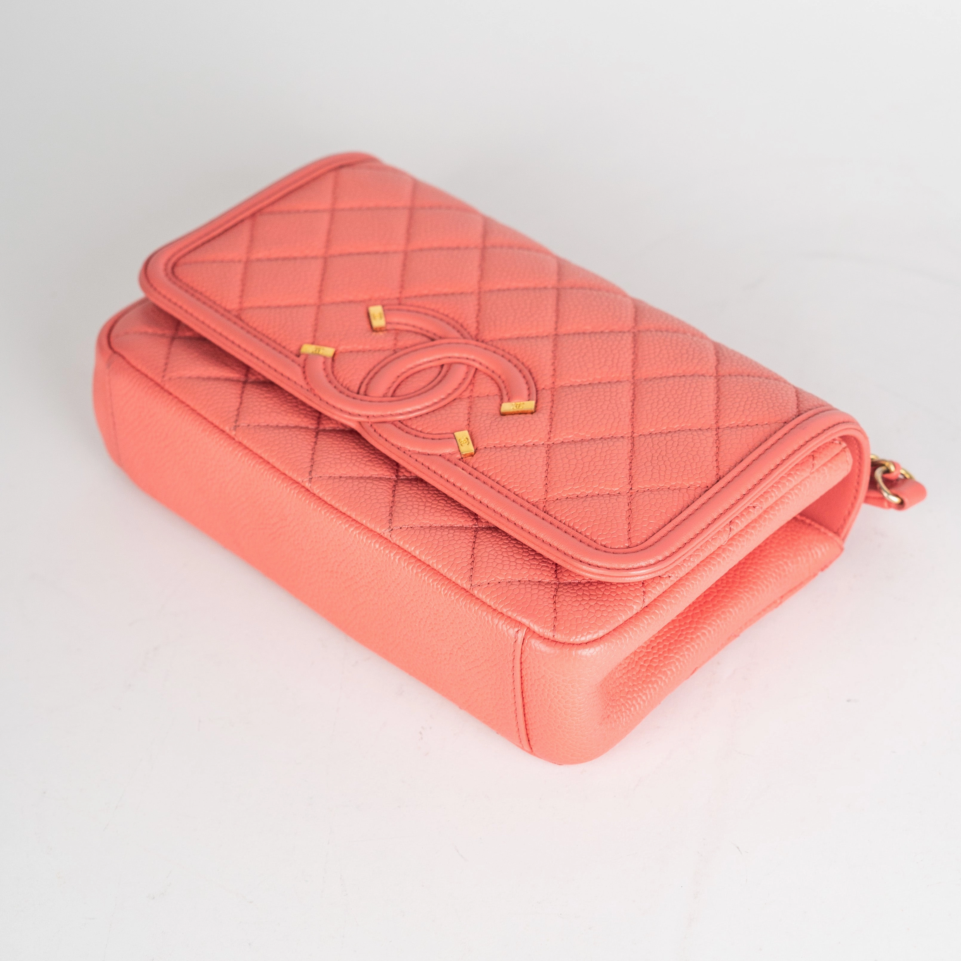 Chanel Filigree Quilted Caviar Small Coral Pink