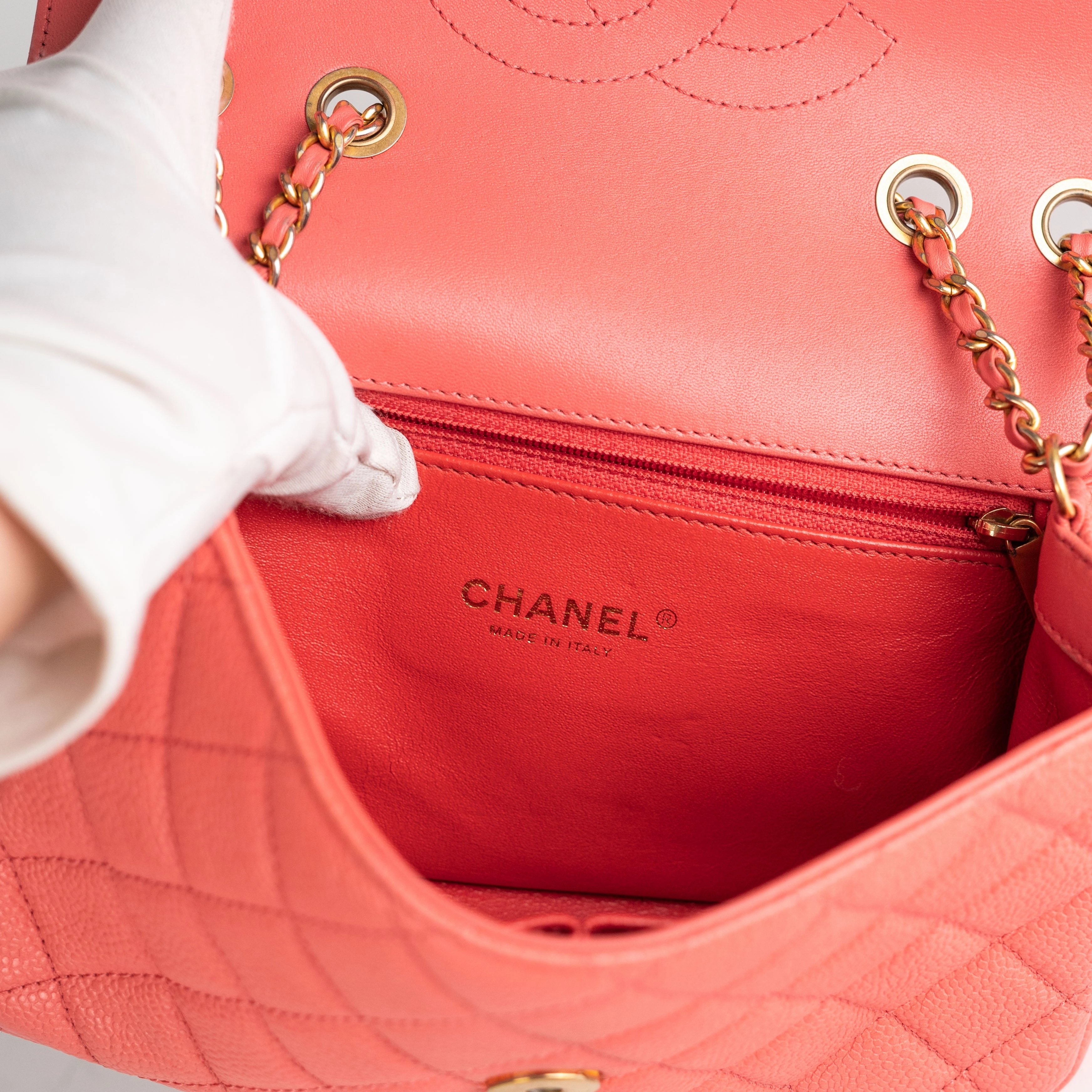 Chanel Filigree Quilted Caviar Small Coral Pink