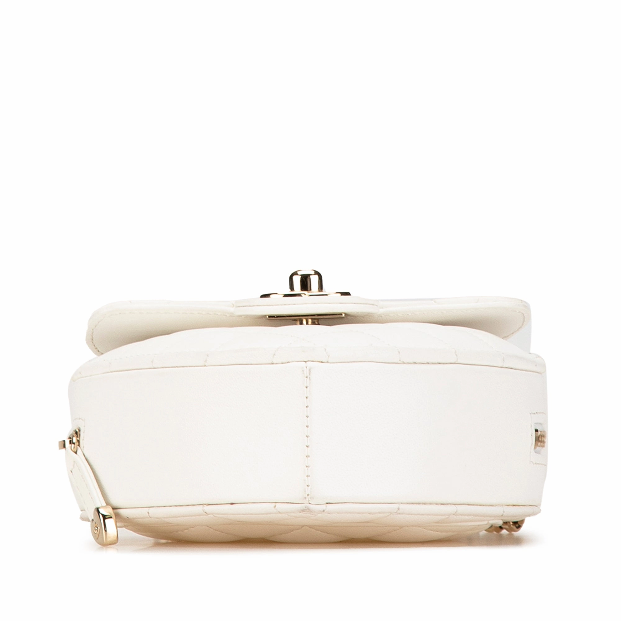 Chanel Mini Lambskin CC in Love Heart Crossbody (21326)