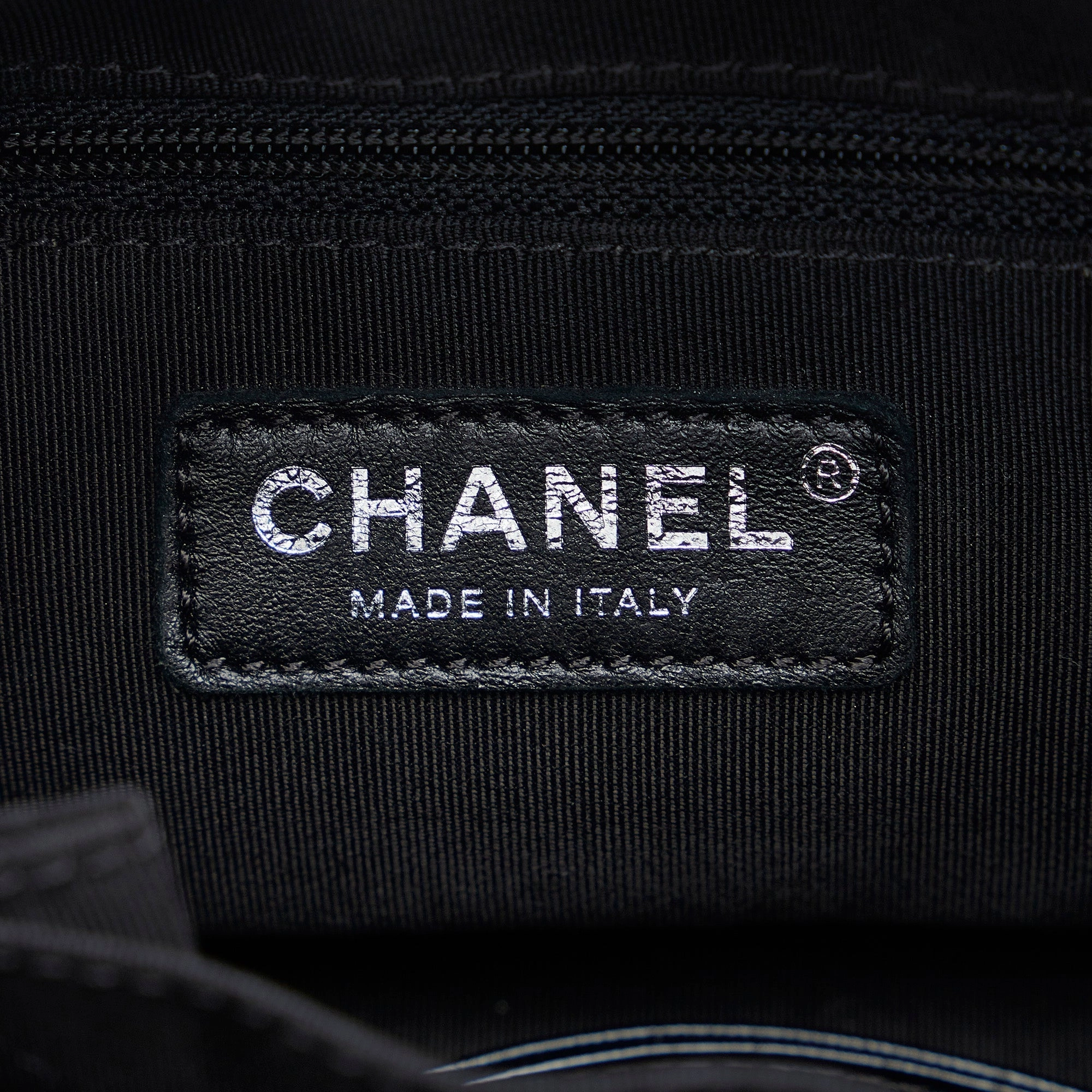 Chanel Small Painted Knit Gabrielle Crossbody Bag (20938)