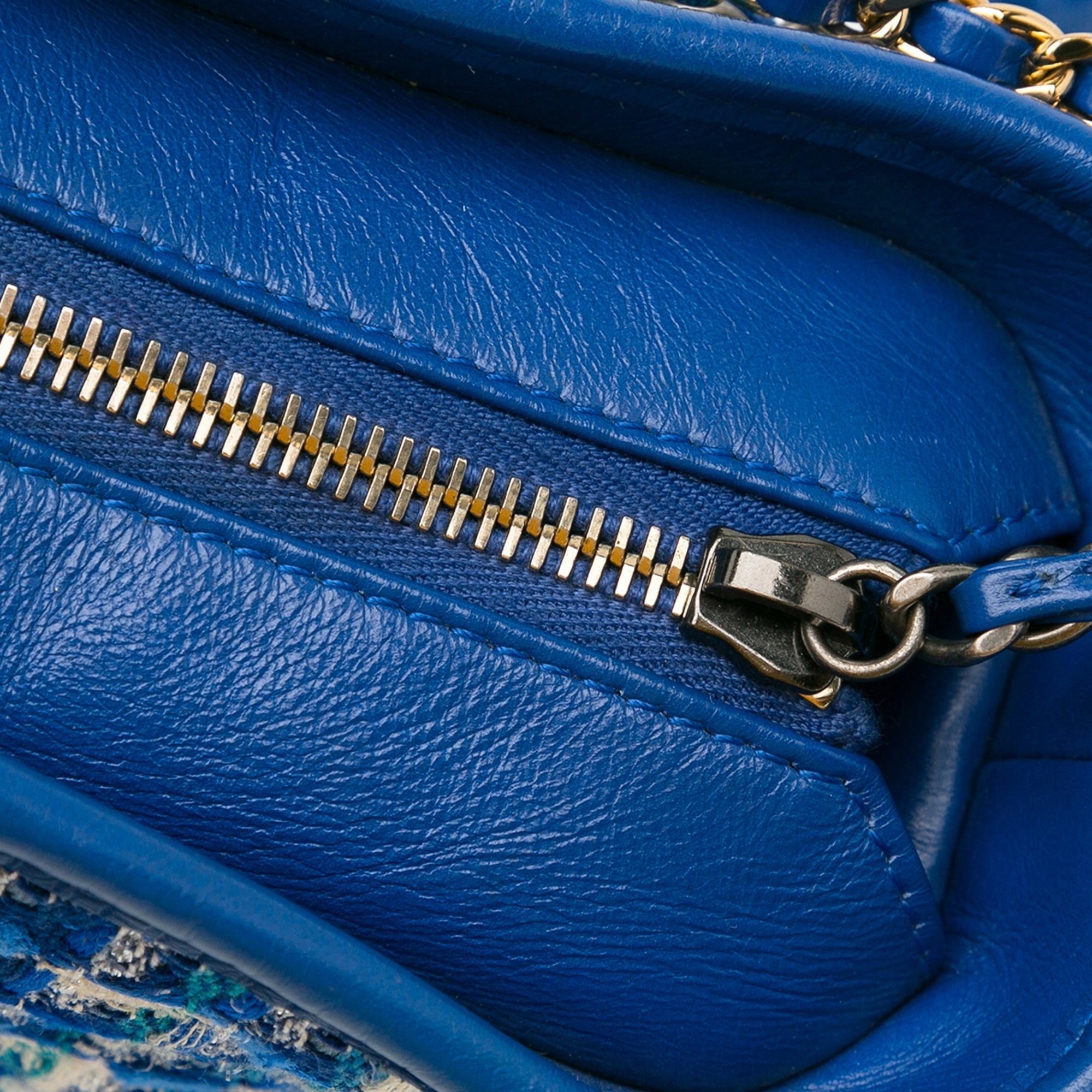 Chanel Small Tweed Gabrielle Crossbody (21624)