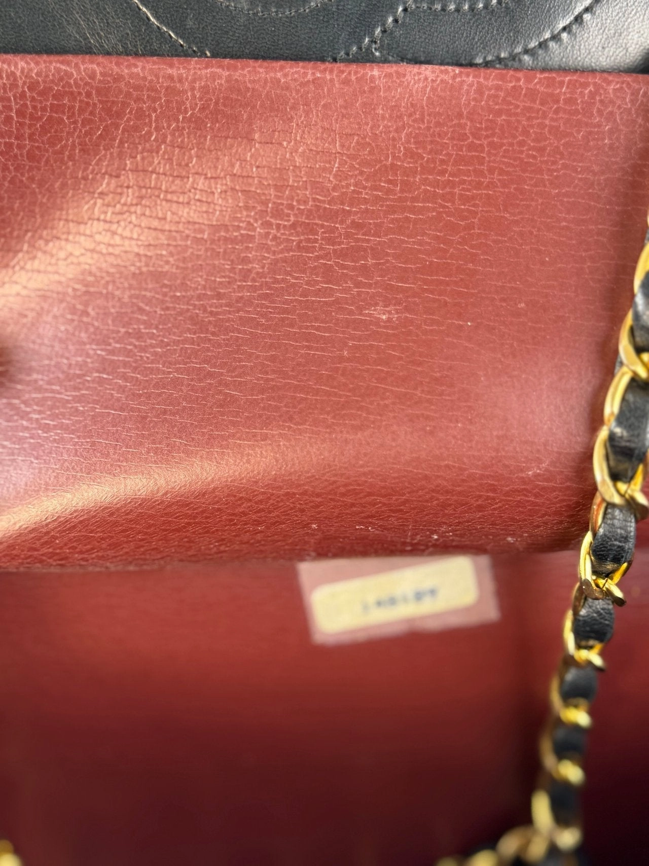 Chanel vintage Matelass Lambskin Shoulder Bag in Black with 24 k gold hardware