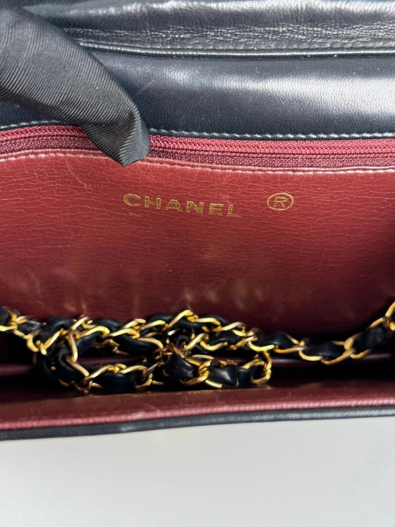 Chanel vintage Matelass Lambskin Shoulder Bag in Black with 24 k gold hardware