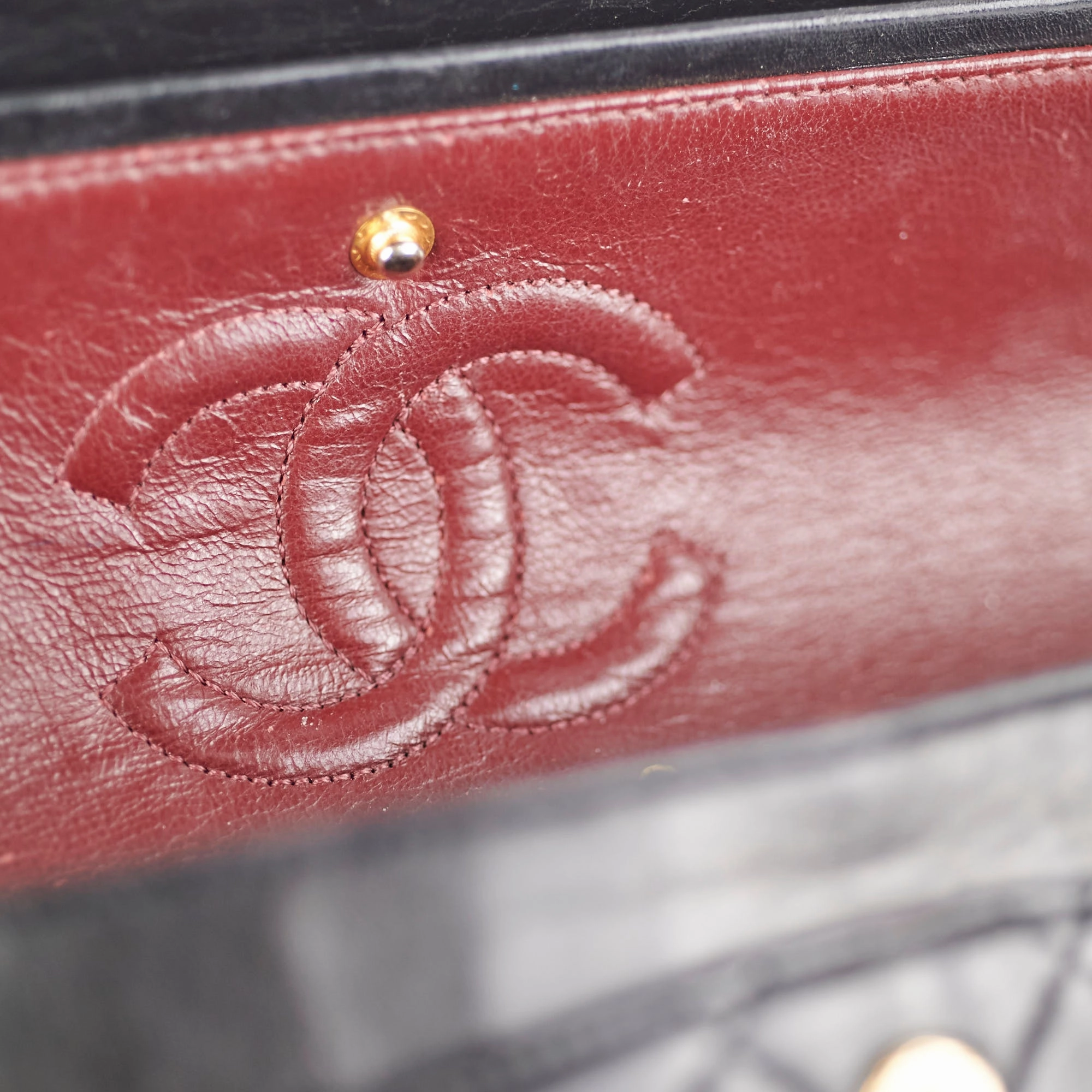 Chanel Vintage Small Classic Flap Lambskin Black - Series 2
