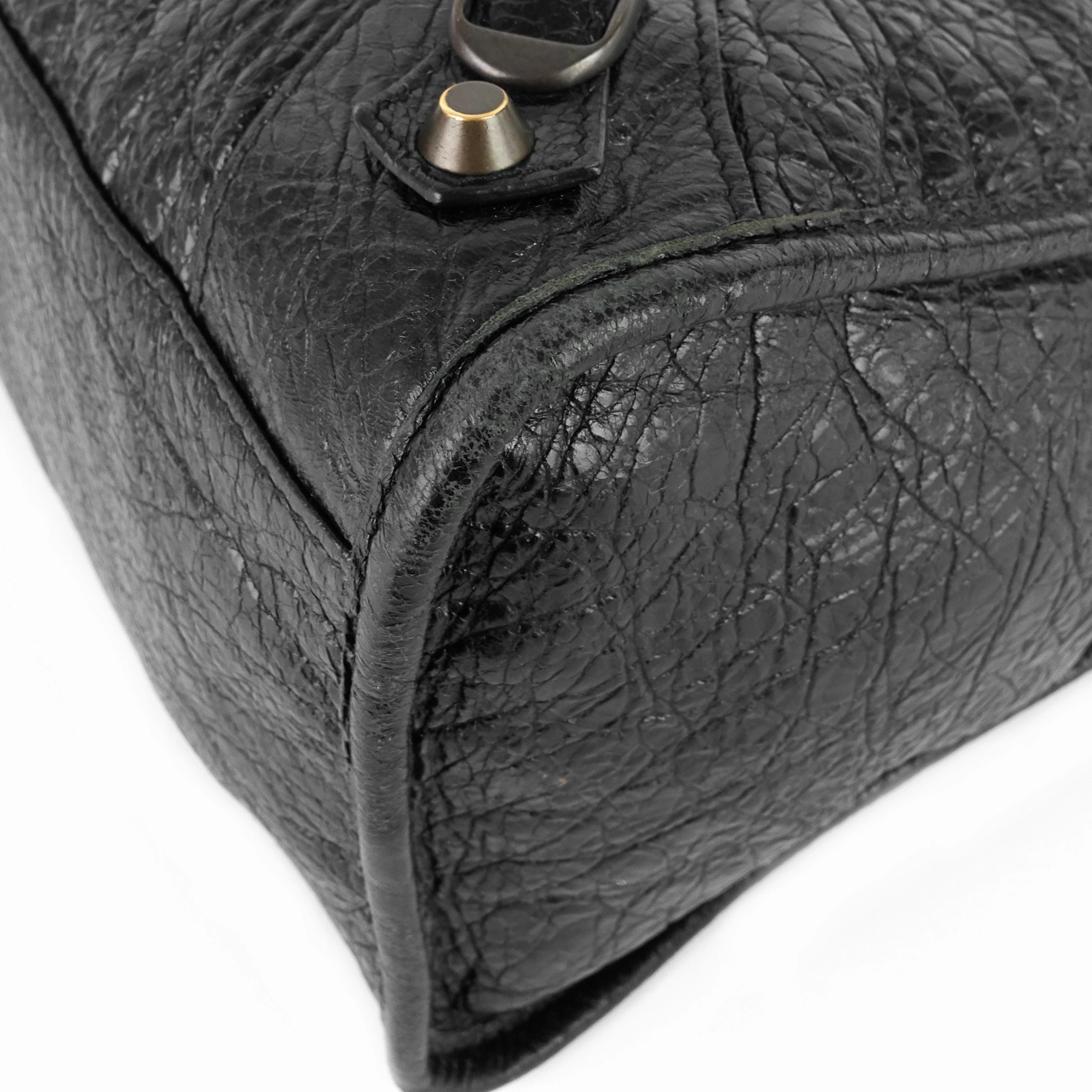 City Classic Studs Medium Lambskin Leather Bag