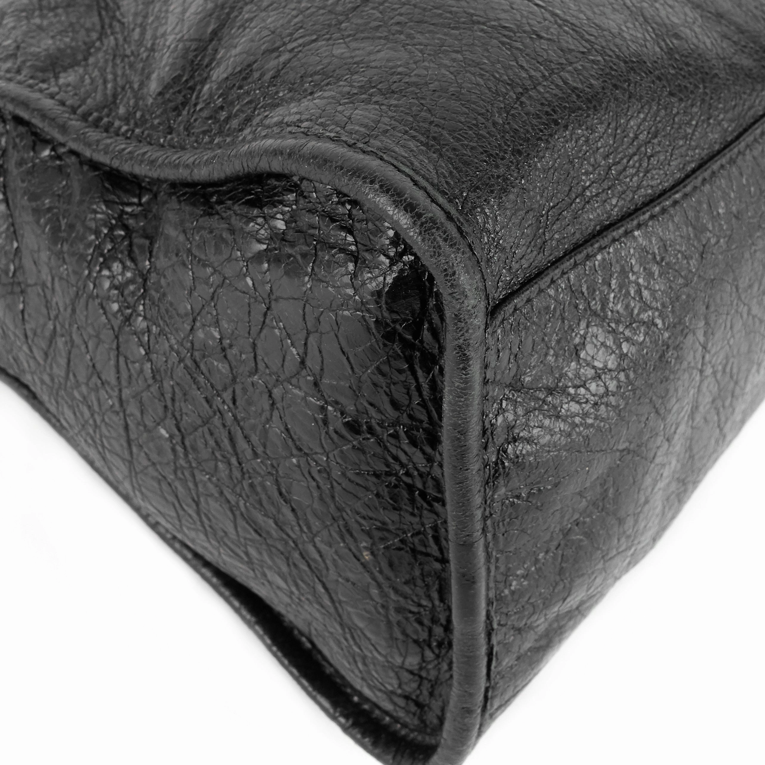 City Classic Studs Medium Lambskin Leather Bag