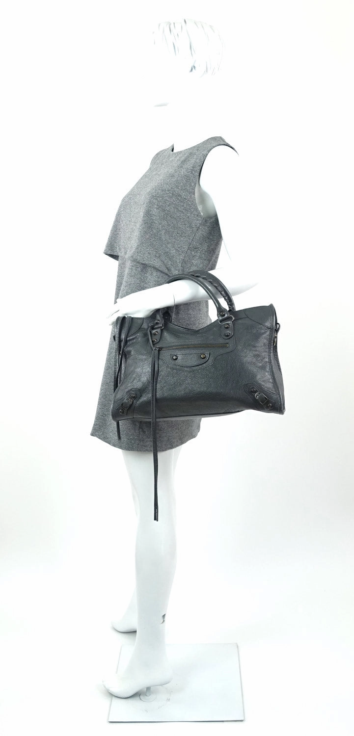 Classic Agneau Leather City Bag