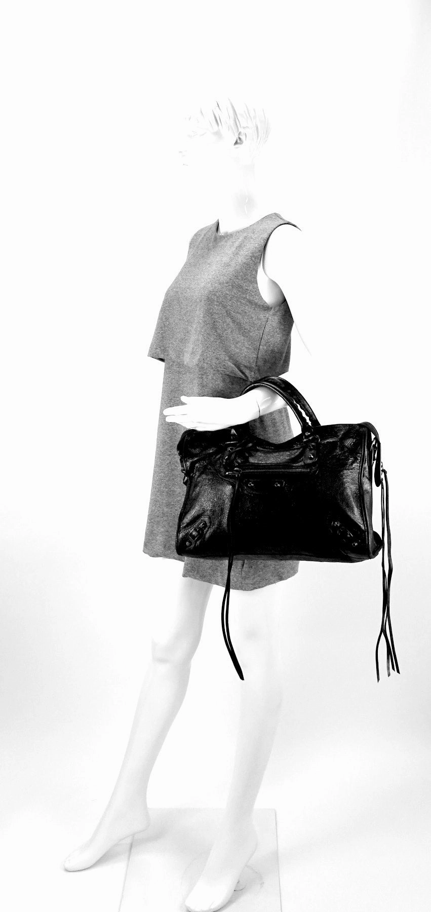 Classic Agneau Leather City Bag