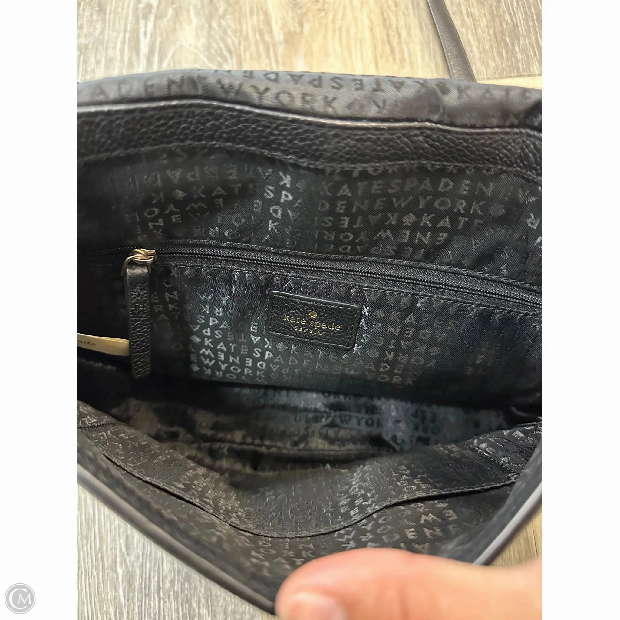 Crossbody Designer By Kate Spade, Size: Medium