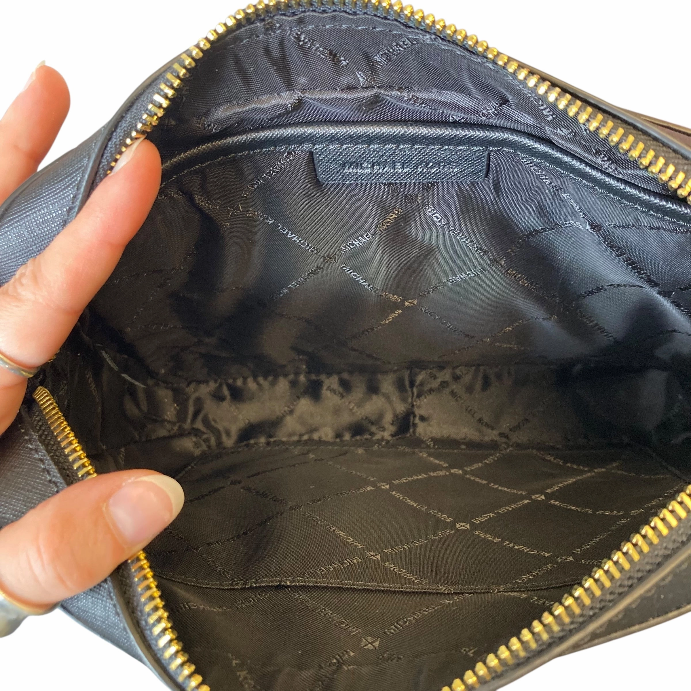 Crossbody Designer By Michael Kors In Black, Size:Medium