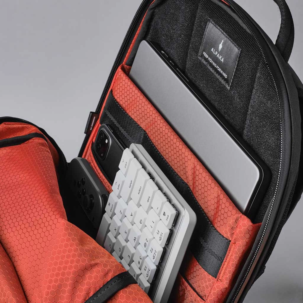 Elements Backpack Pro