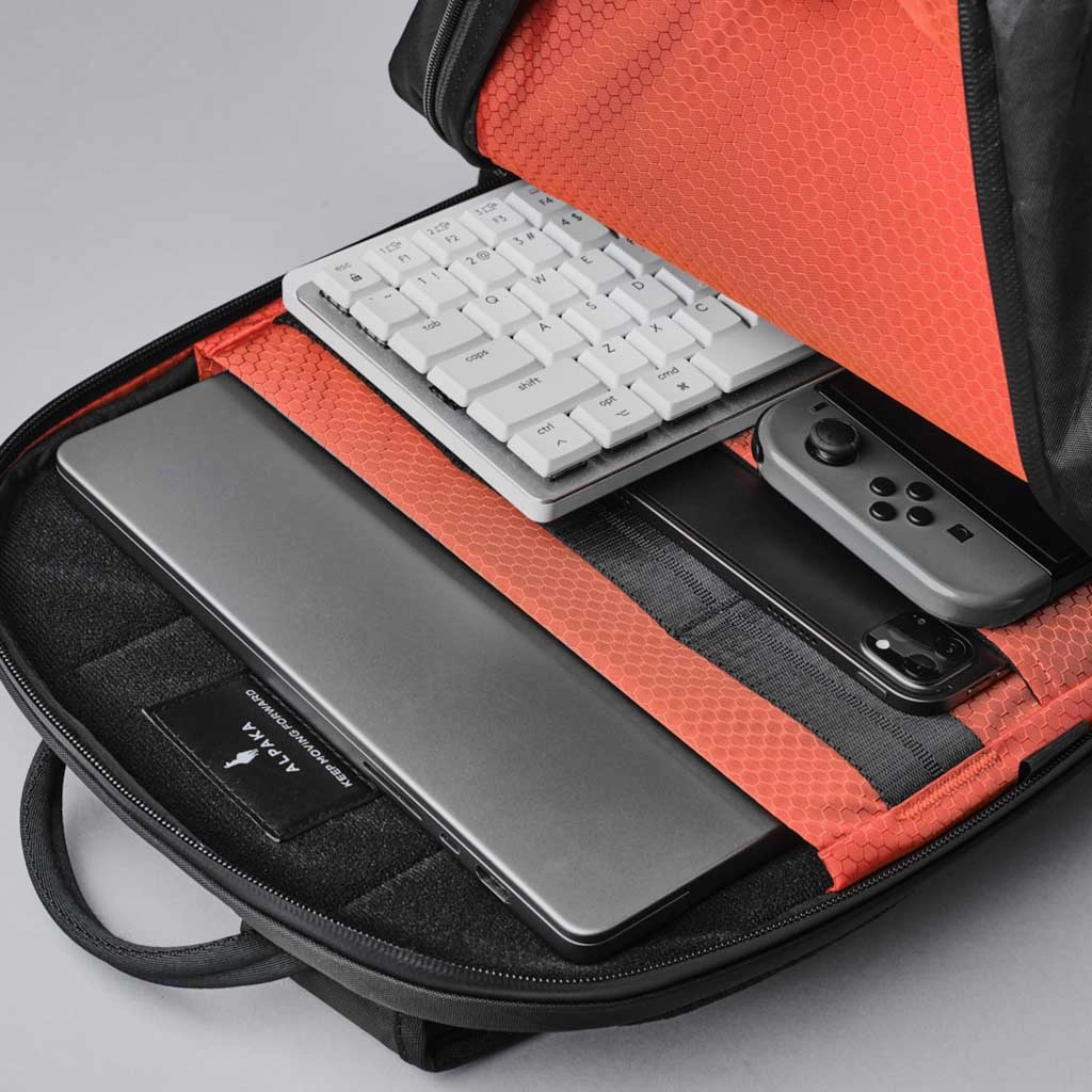 Elements Backpack Pro