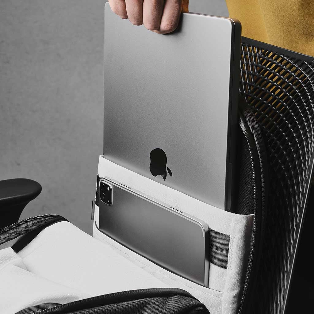 Elements Backpack Pro