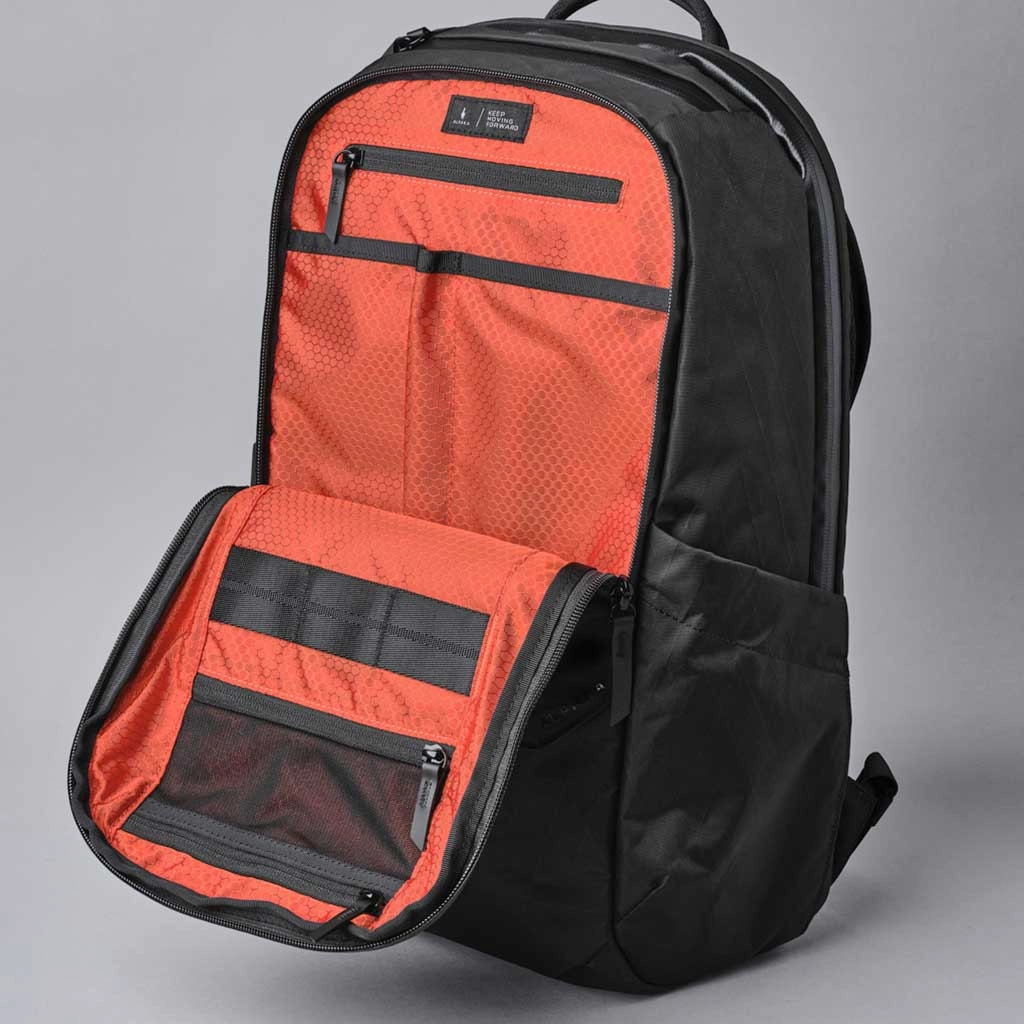 Elements Backpack Pro