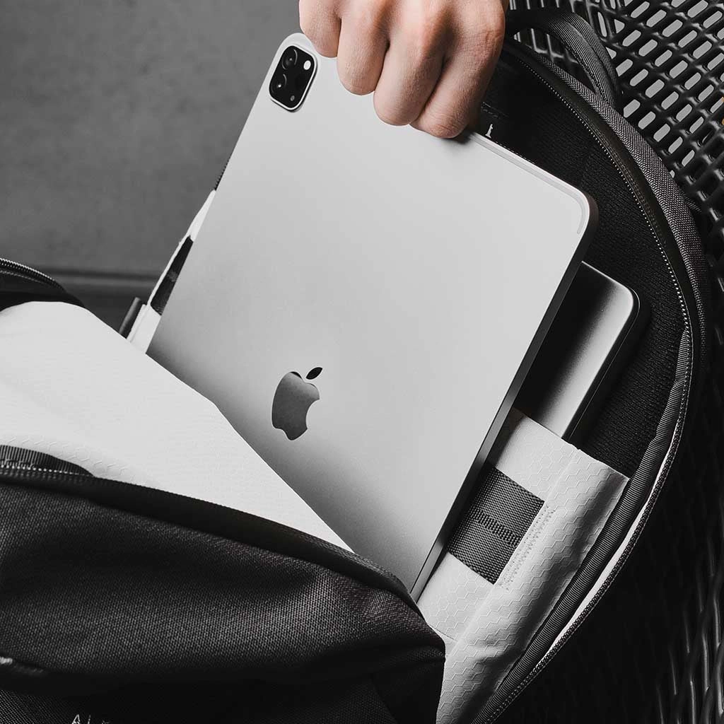 Elements Backpack Pro