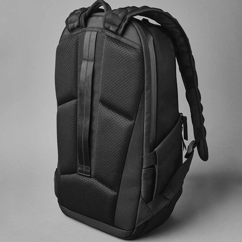 Elements Backpack Pro