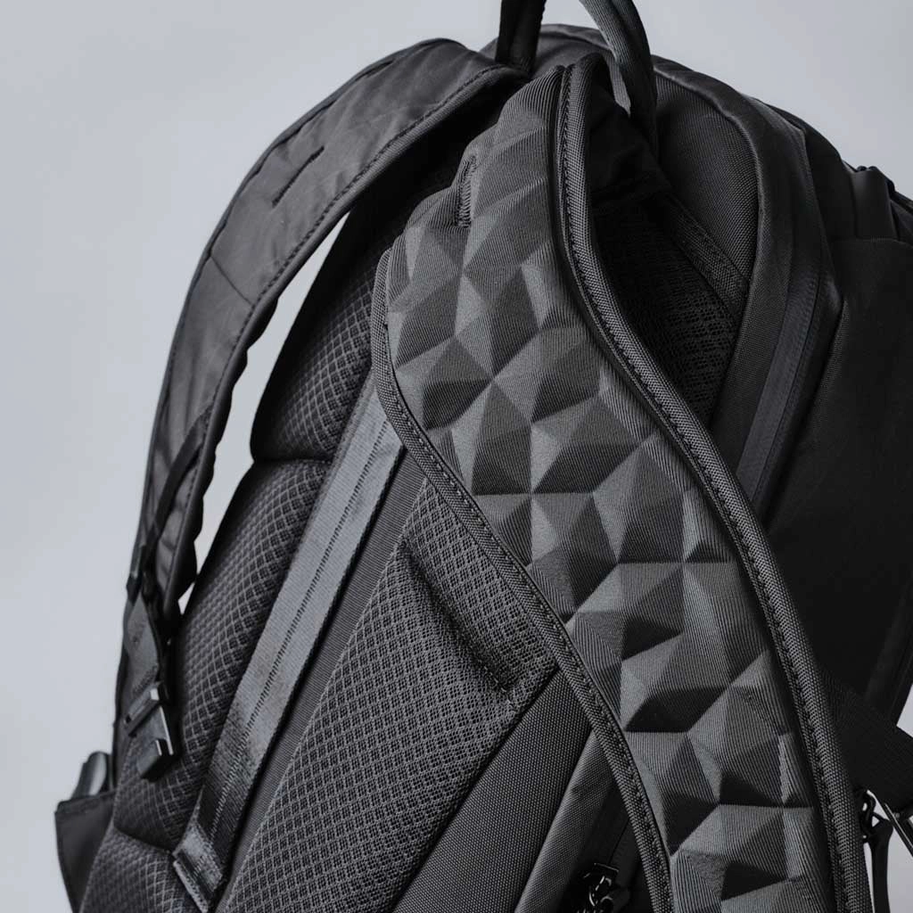 Elements Backpack Pro