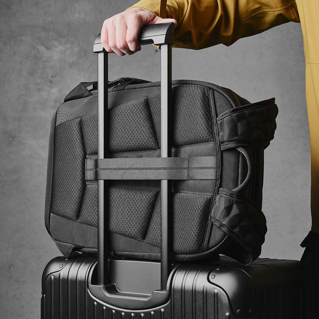 Elements Backpack Pro